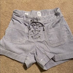 Girls Gap Blue & White striped shorts Size M